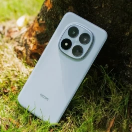 买手机建议一步到位，目前公认“性价比高”的5款手机，用到2031年