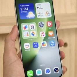 2025手机耐用排行榜更新：这4款被公认为“耐用王者”，用六年依旧不卡！