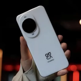 想要6年不换手机！10月“价格雪崩”的3款手机，512GB适合上班族