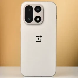 一加 15 值得入手吗？用了一个月，我对它的感受有点复杂