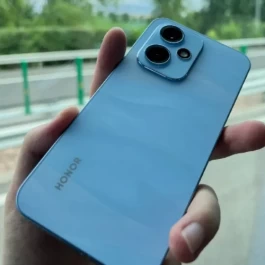 荣耀豁出去了，11月值得“闭眼买”的3款荣耀手机，16+512G强势用6年