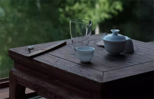 白茶，特有的消炎排毒功能