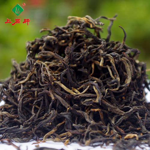 英德市上茗轩英红九号获得“2016茶界风云榜广东年度红茶品牌奖”