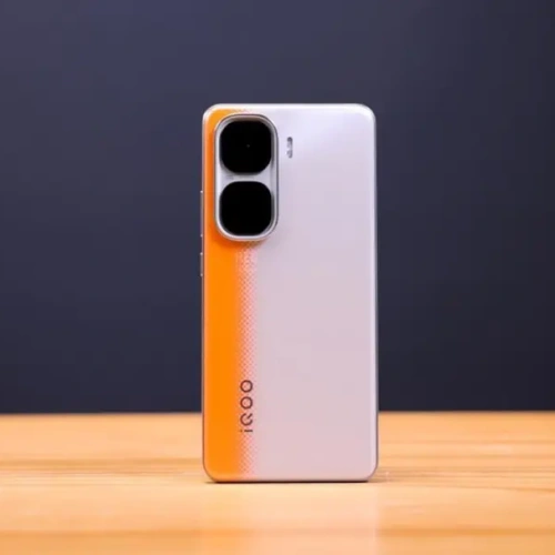 16+512GB！2000元左右，配置“无短板”的手机