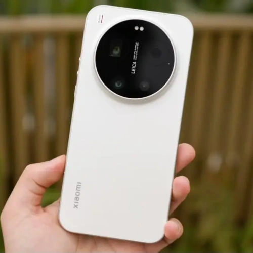 小米17 Ultra评测：影像实力拉满，但这两个缺点让人犹豫