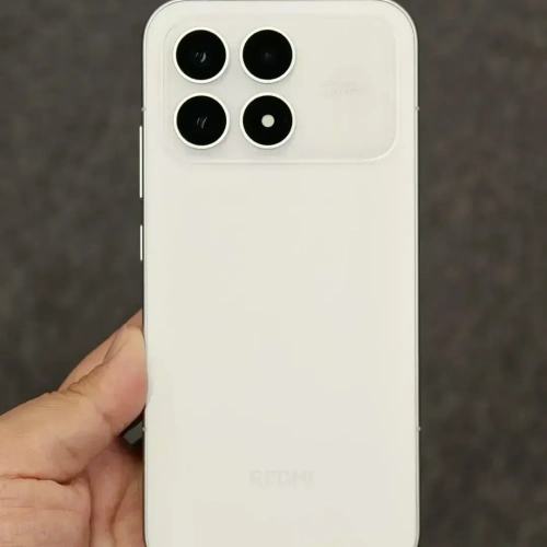 红米K90卖爆了没争议，但这两个缺点，评论区一直吵个不停