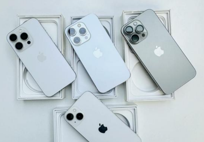 为什么身边用苹果手机的人越来越多了？内行人说出了真相！