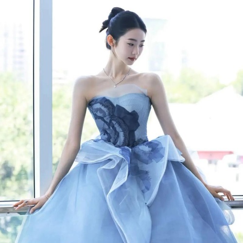 分享一个微信日赚50元的软件平台！