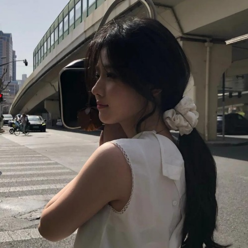 一天赚500元到800元的兼职在手机上能做吗？